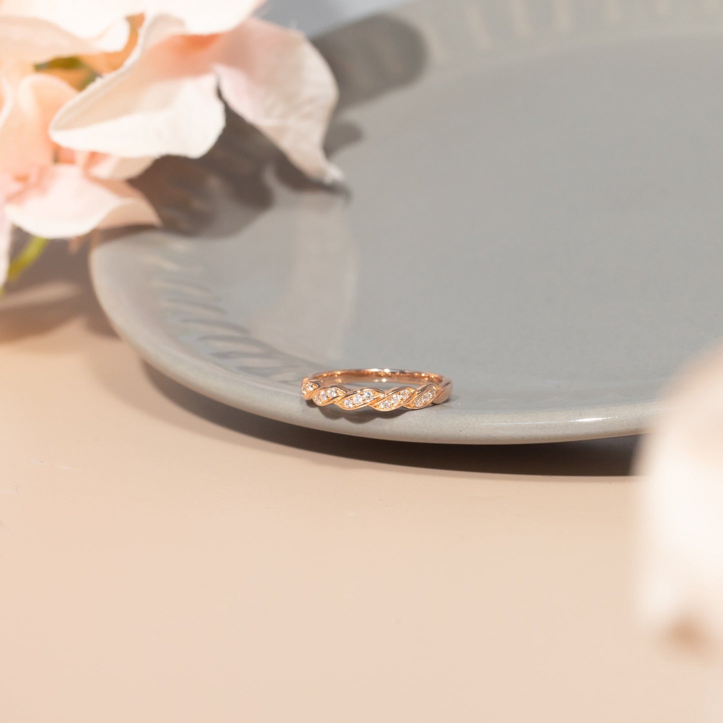925純銀 | 鋯石扭紋玫瑰金色線戒 | 香港首飾及珠寶網店 – Recolour Your Life